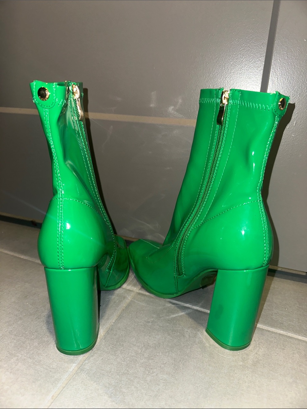 Azalea Wang Green Boots - Picture 5 of 6
